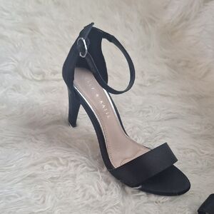 Kelly & Katie  Kaini Silky Black Heels